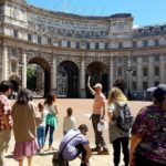 Small-Group London's Best Sights Walking Tour, Kids Join Free! - Who Would Benefit Most from This Tour
