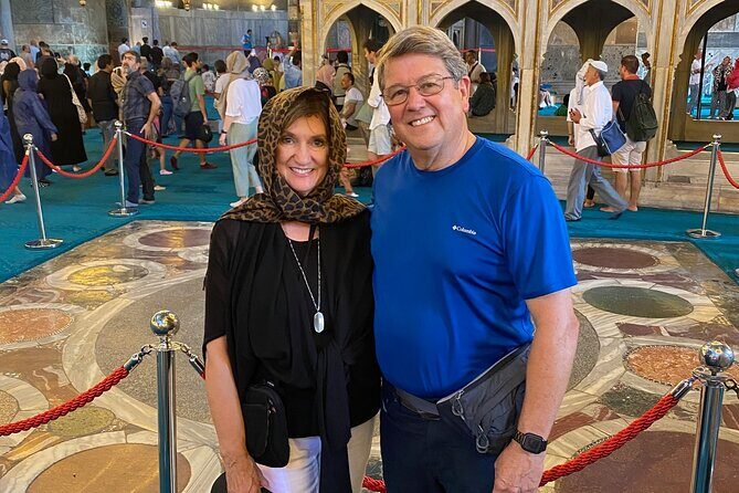 Small Group Tour: Hagia Sophia, Basilica Cistern, Blue Mosque and Grand Bazaar - Exploring the Heart of Old Istanbul: What to Expect
