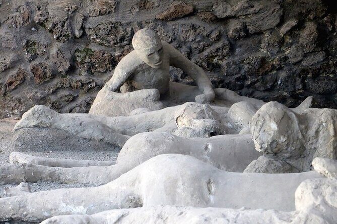 Small-Group Tour in Pompeii with a Real Archeologist, ticket included - Who Should Book This Tour?