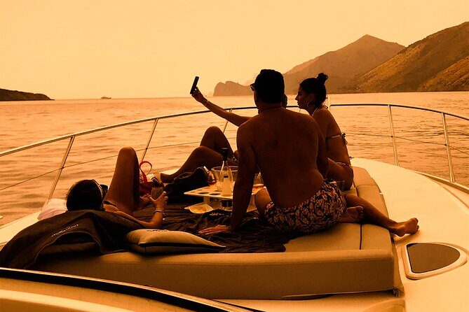 Small Group Tour to Positano by Boat at Sunset - An In-Depth Look at the Sunset Boat Tour