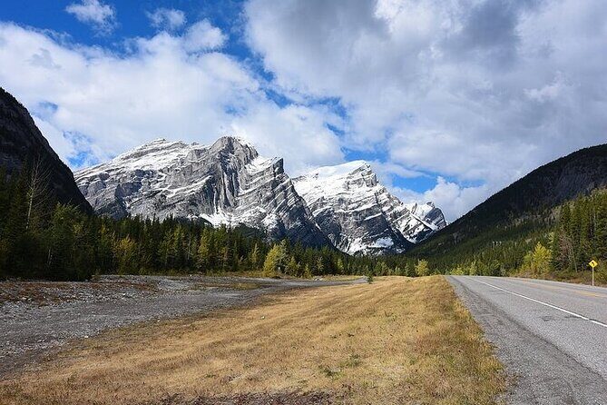 Smartphone Audio Driving Tour between Lake Louise and Calgary - Authentic Experiences and Traveler Feedback