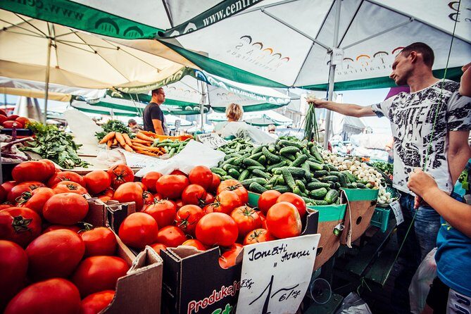 Snacks and bites in Vilnius local market - Authenticity and Value