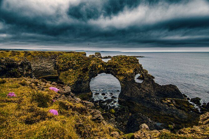 Snaefellsnes Peninsula Tour with Hvammsvik hotsprings bath - Frequently Asked Questions