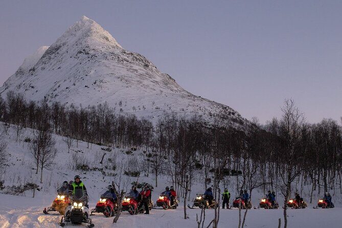 Snowmobile Evening Adventure outside Tromsø - Authentic Experiences and Authenticity