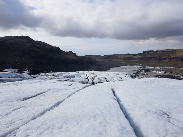 Sólheimajökull Ice Climbing Tour - An In-Depth Look at the Sólheimajökull Ice Climbing Experience