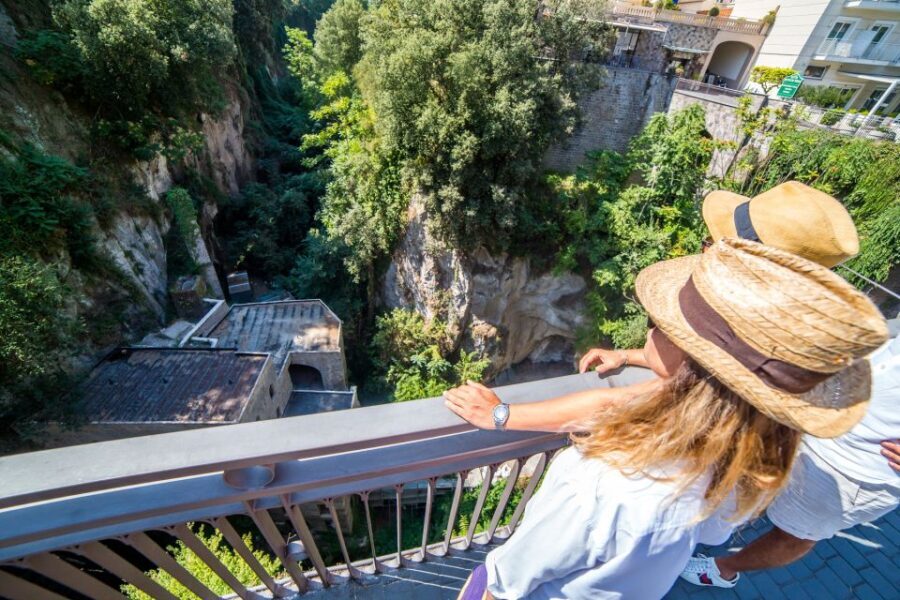 Sorrento: Guided Walking Tour & Street Food Experience - Exploring Sorrento with a Local Guide