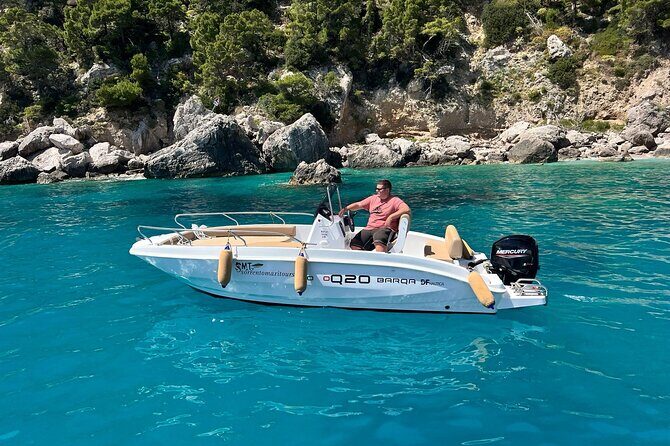 Sorrentomaxiboat tours to Capri - Water Activities and Local Flavors
