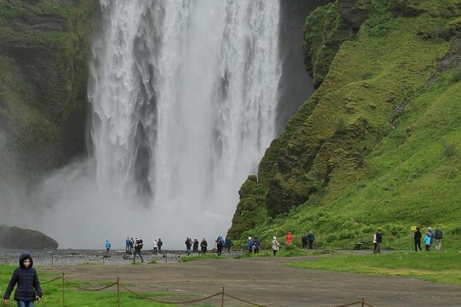 South Coast / guided private tour - Transportation and Comfort