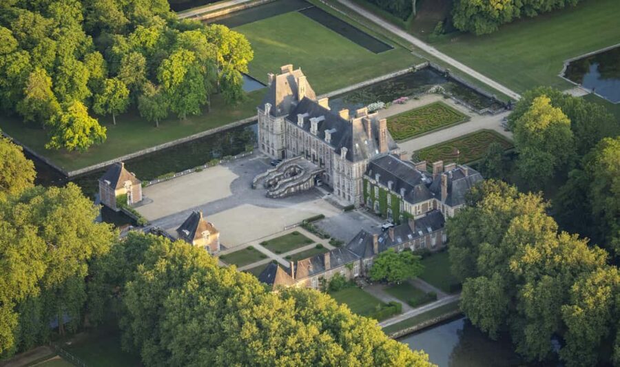 South of Paris: hot air balloon flight - An In-Depth Look at the Hot Air Balloon Experience