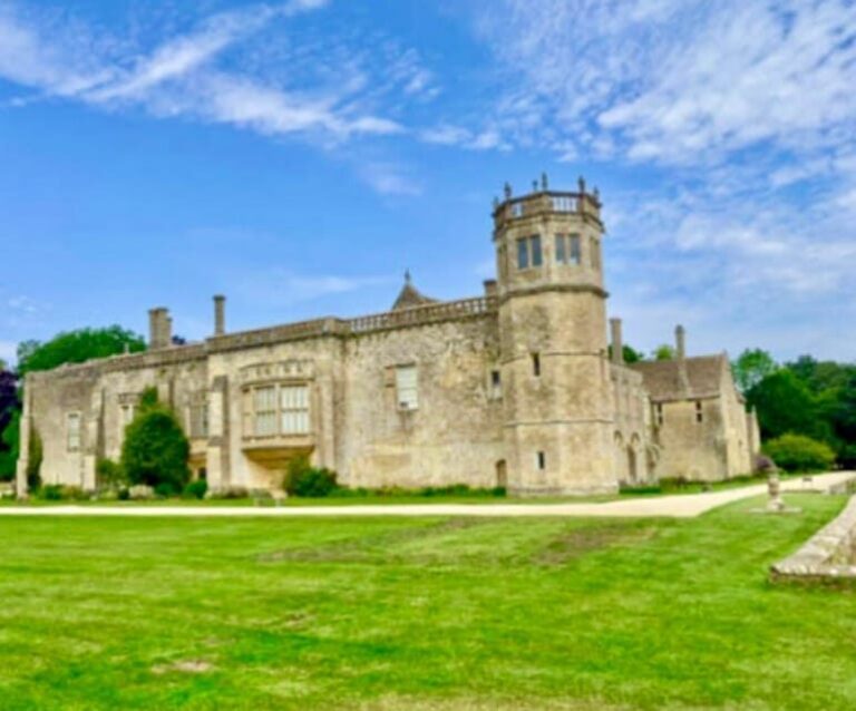 Southampton Port to London via Stonehenge,Lacock & Bath - Who Will Enjoy This Tour?
