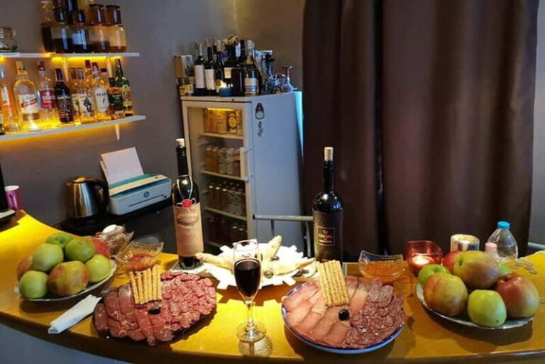 Special selection of prime cuts and wine - Who Will Love This Tour?