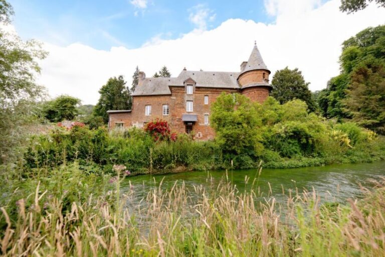 Special visit to the Maison Des Balaitiers + L'Art du Bois - The Value of This Experience