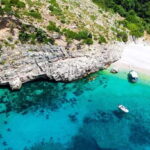 Speed Boat Trip to Grama Bay - An In-Depth Look at the Speed Boat Experience