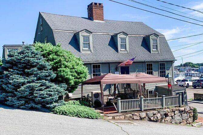 Spirits of Mystic: Cocktail Pub Crawl - An In-Depth Look at the Spirits of Mystic Pub Crawl