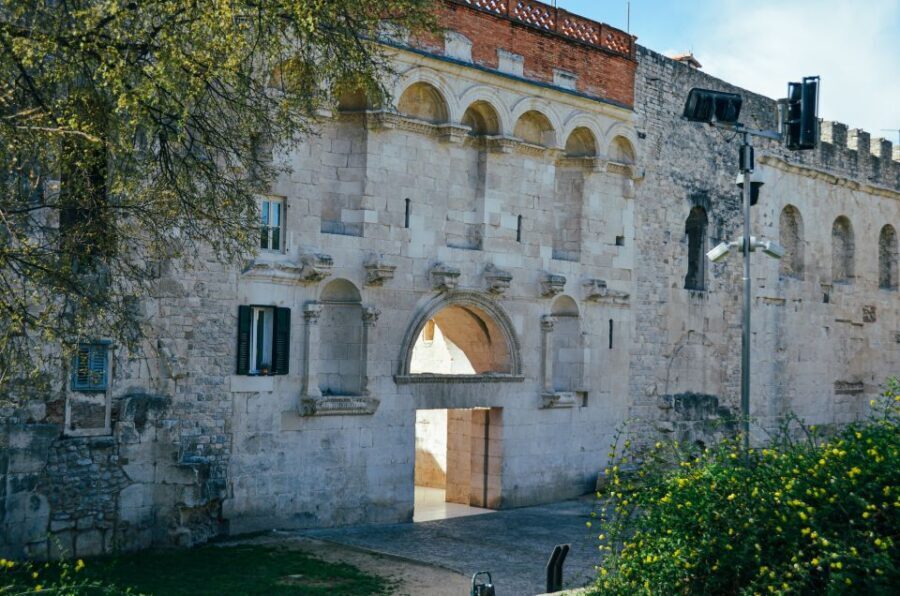 Split: Palace & Old Town Private Walking Tour-Entrance incl. - Value and Practical Considerations
