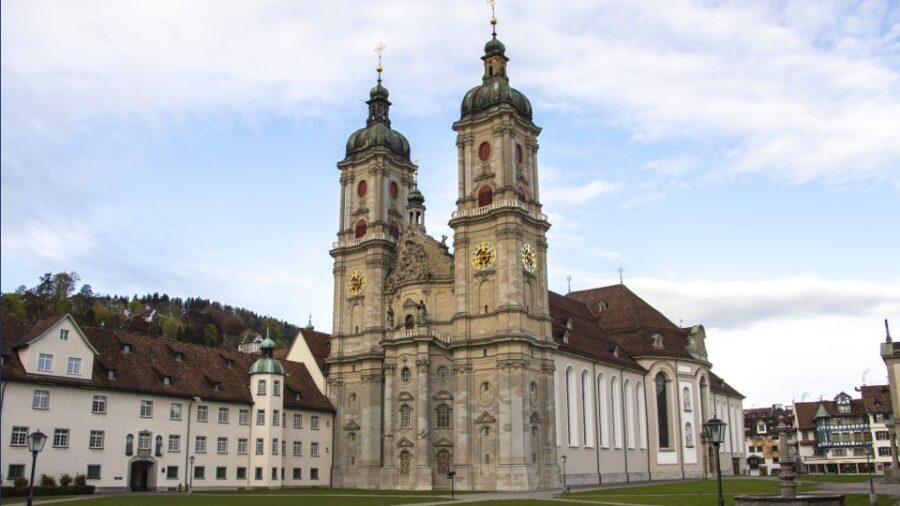 St. Gallen: Capture the most Photogenic Spots with a Local - In-Depth Breakdown of the Itinerary