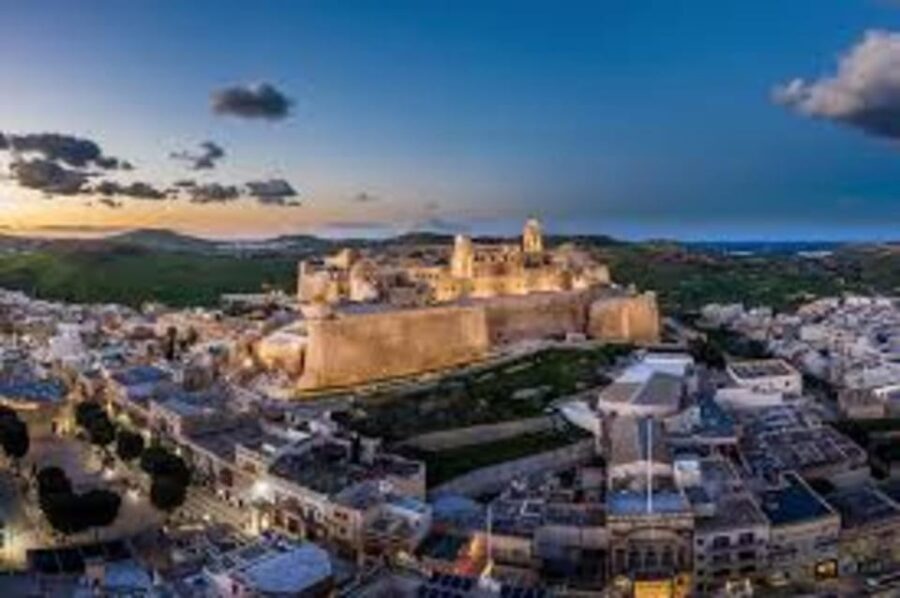 St Julians: Powerboat Gozo, Comino and Blue Lagoon - What’s Included and What’s Not