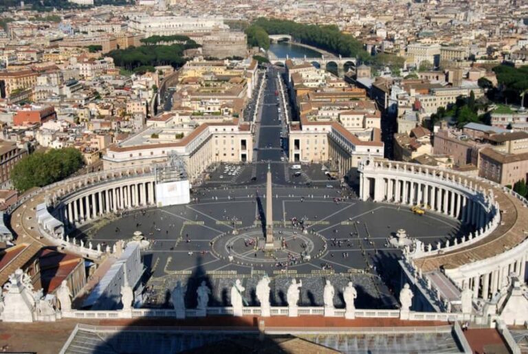 St.Peter's Basilica: Express Guided Tour & Underground Tomb - Analyzing the Value: Is It Worth the Price?