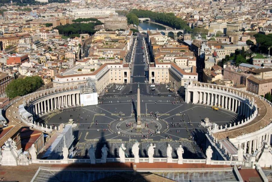 St.Peter's Basilica: Express Guided Tour & Underground Tomb - Analyzing the Value: Is It Worth the Price?