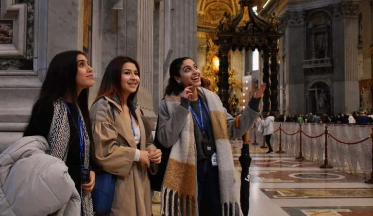 St Peter's Basilica Express Guided Tour with Dome Climb - Breakdown of the Itinerary