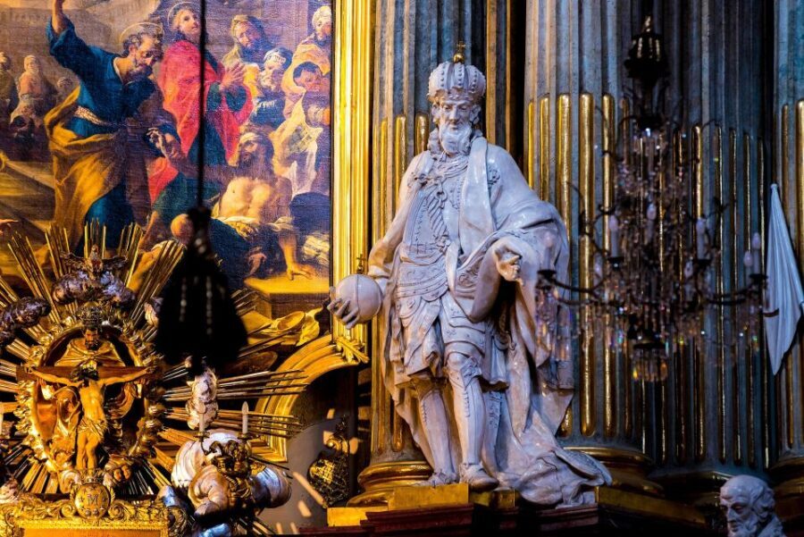 St Stephen's Cathedral Vienna Old Town Walking Tour - A Detailed Look at the Tour Experience