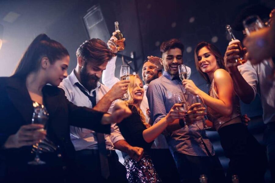 Stag Party Düsseldorf: Celebration for Your Bachelor Party - A Closer Look at the Düsseldorf Bachelor Party Experience