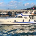 stanbul:Private Luxury Yacht on Bosphorus 14 Meter(46 feet) - Who Would Love This Experience?