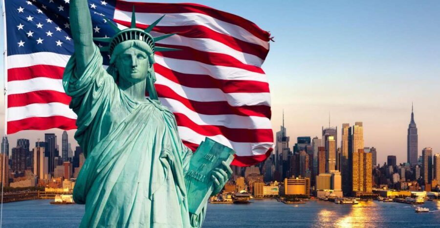 Statue of Liberty & Ellis Island by Ferry with Private Guide - An In-Depth Look at the Tour Experience