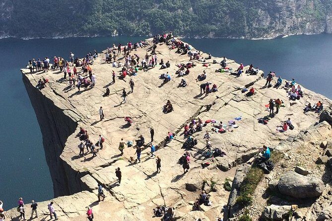 Stavanger: Customized Private Tour with a Local - An In-Depth Look at the Stavanger Private Tour