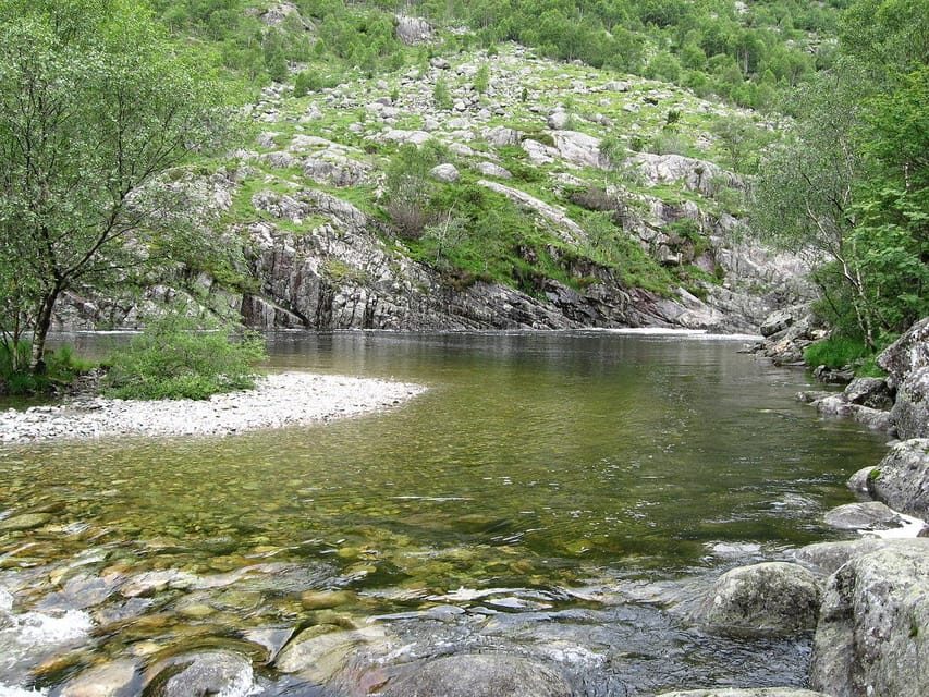 Stavanger: Manafossen Waterfall & Candle Factory Guided Tour - The Itinerary in Detail