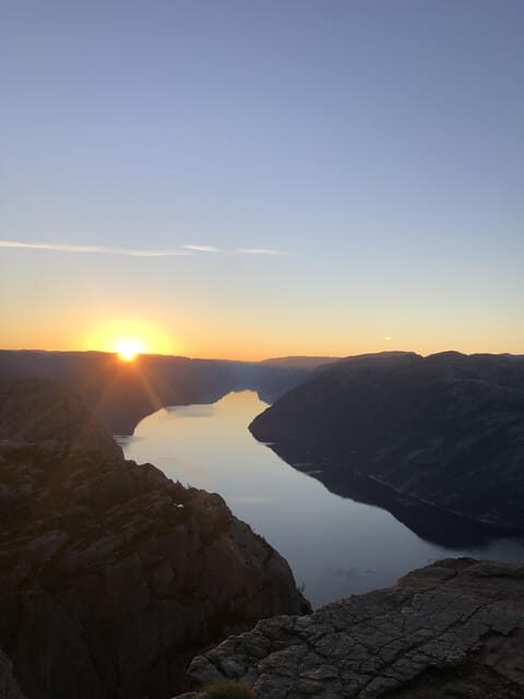 Stavanger: Preikestolen (Pulpit Rock) Guided Hike - An In-Depth Look at the Preikestolen Guided Hike