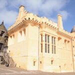 Stirling Castle: Skip-the-Line Guided Tour in Spanish - The Sum Up