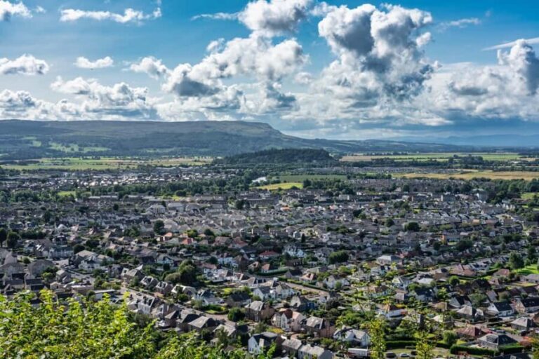 Stirling: Express Walk with a Local - What Makes This Tour Stand Out?