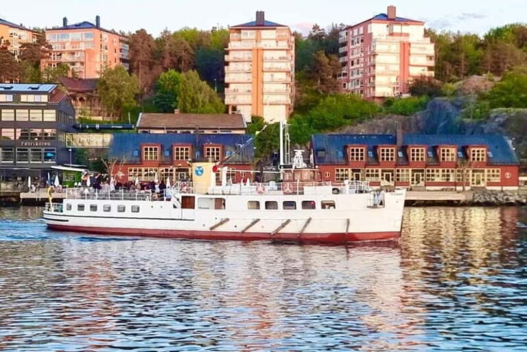 Stockholm: Archipelago Fjardholmen Island Guided Boat Tour - Authentic Traveler Perspectives