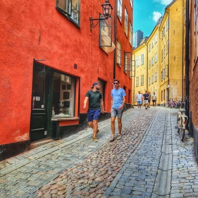 Stockholm: Royal & Classic History Walking Tour with Fika - The Itinerary in Detail