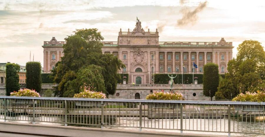 Stockholm Royal Palace Museums Gamla Stan Skip-the-line Tour - What to Expect: A Deep Dive into Stockholm’s Royal Realm