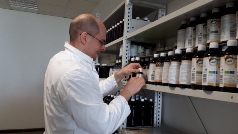 Stralsund: Factory Tour with Fermented and Organic Tastings - A Closer Look at the Factory Tour in Stralsund