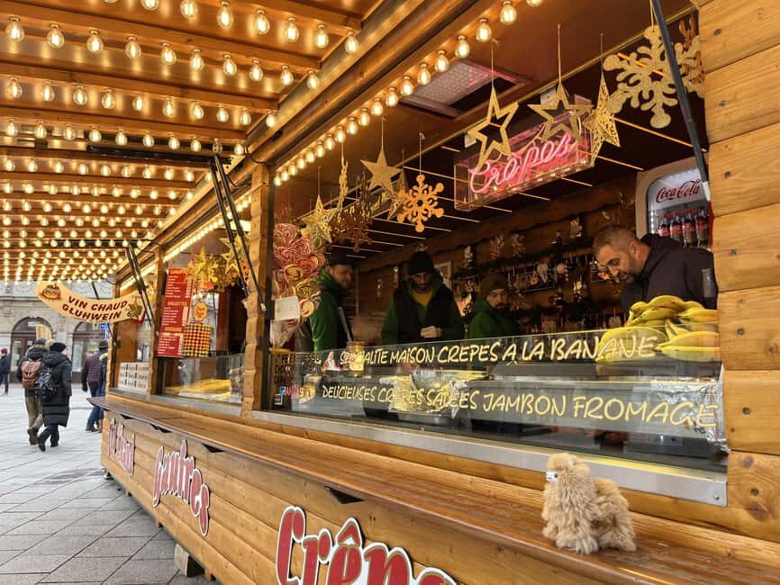 Strasbourg: Christmas Walking Tour with Mulled Wine - Exploring Strasbourg in the Winter: What to Expect from the Tour