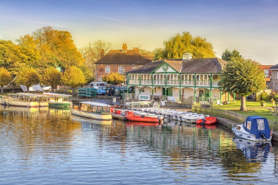 Stratford-Upon-Avon: The Famous Walk Talk Show - FAQ