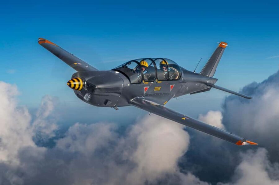 Stunt Military Jet Flight Experience near Paris - Who Is This Tour Best For?