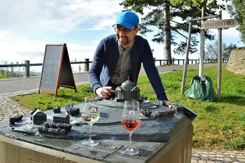 Stuttgart: Wine hike with wine tasting
