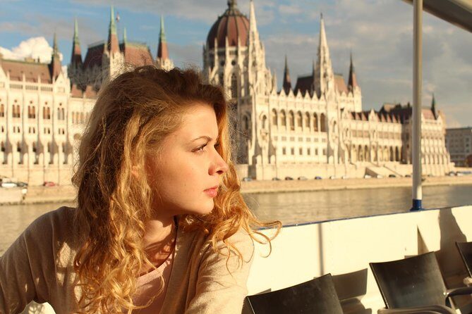 Summer Daytime Cruise on the Danube with Drink Options - A Closer Look at the Experience