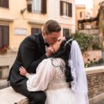 Sunny Photoshoot with a Local in the Heart of Rome - Authenticity and Value
