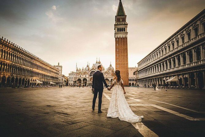 Sunrise Couple Photoshoot Tour - In-Depth Review of the Sunrise Couples Photoshoot