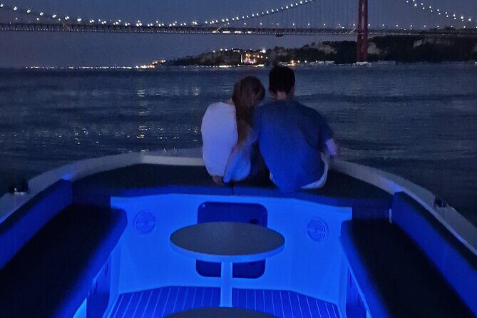 Sunset and Night Cruise with Champagne - FAQ