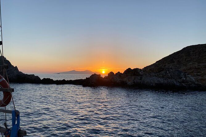 Sunset Boat Trip including Dinner - FAQs