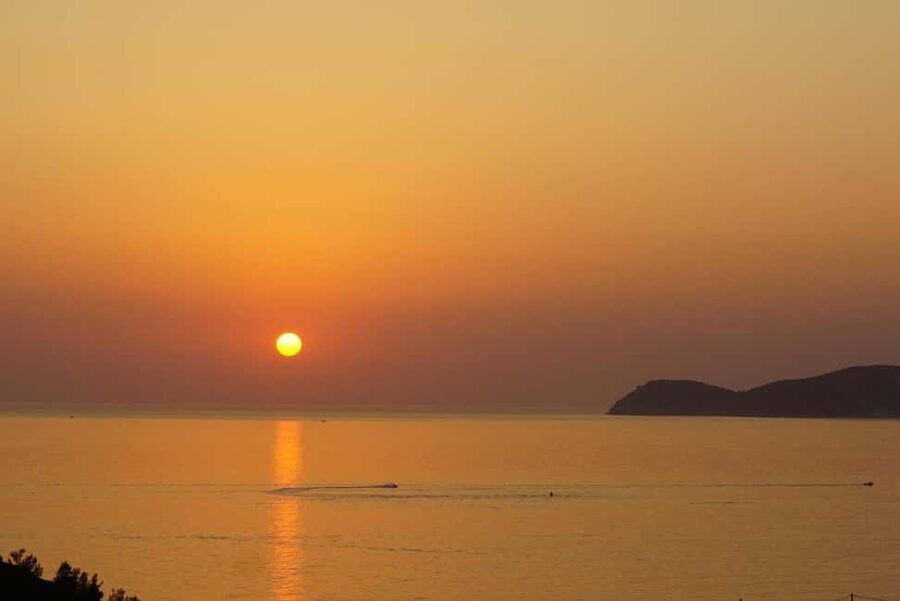Sunset Boat Trip with Drinks and Swim Stop to South Rethymno - FAQ