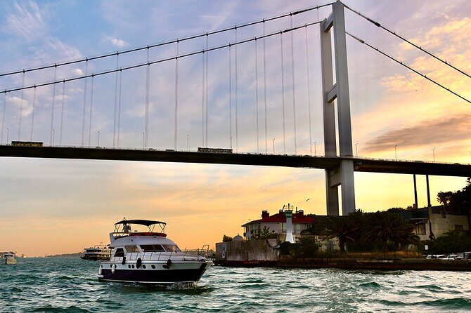 Sunset Bosphorus Yacht Tour in Istanbul - A Deep Dive into the Experience