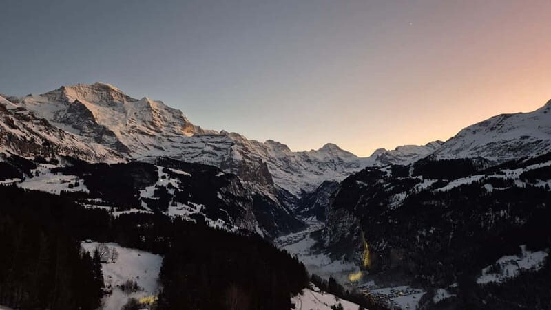 Sunset Hike with Cheese Fondue in Wengen - Detailed Breakdown of the Itinerary