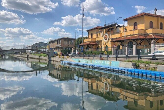 Sunset Navigli Boat Tour in Milan with Optional Aperitivo - Who Will Find This Tour Worth It?